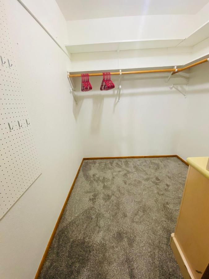 Family Friendly, 3 Bedroom House, With King Bed For Up To 15 - Bbq - Internet - Jet Tub Auburn Exterior photo